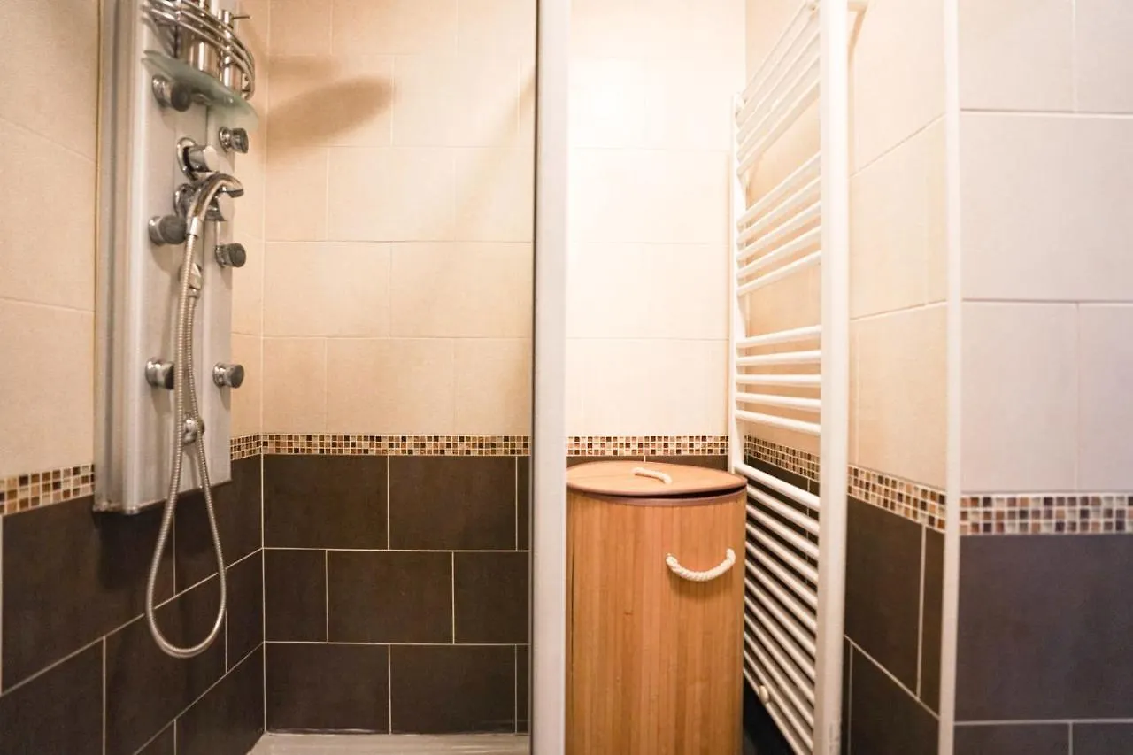 Studio Cosy Hypercentre Proche Vieux-Port Et Metro Marseille 0*,  France